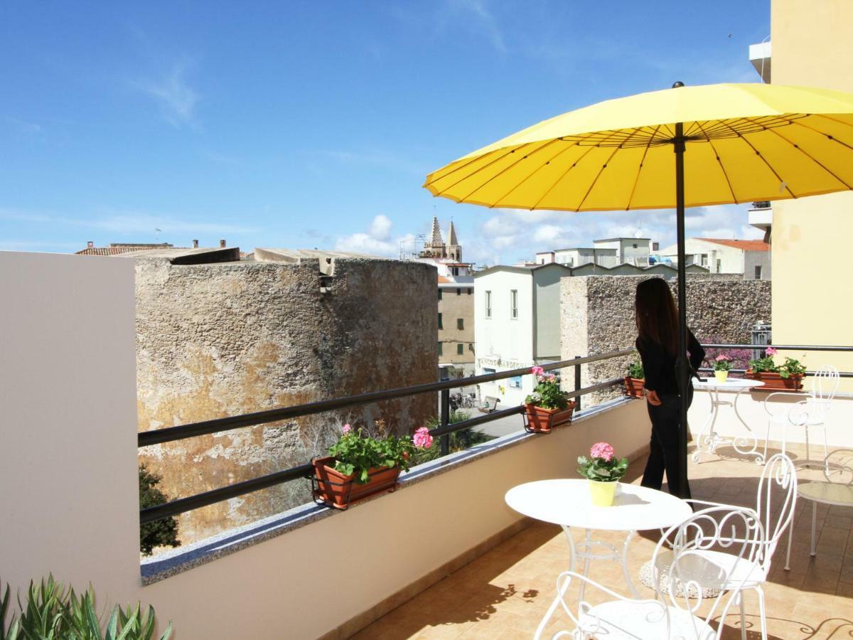 Aqui Bed & Breakfast Alghero Luaran gambar