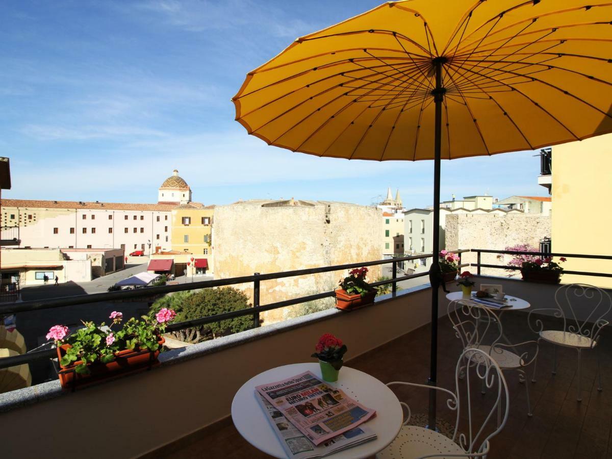 Aqui Bed & Breakfast Alghero Luaran gambar