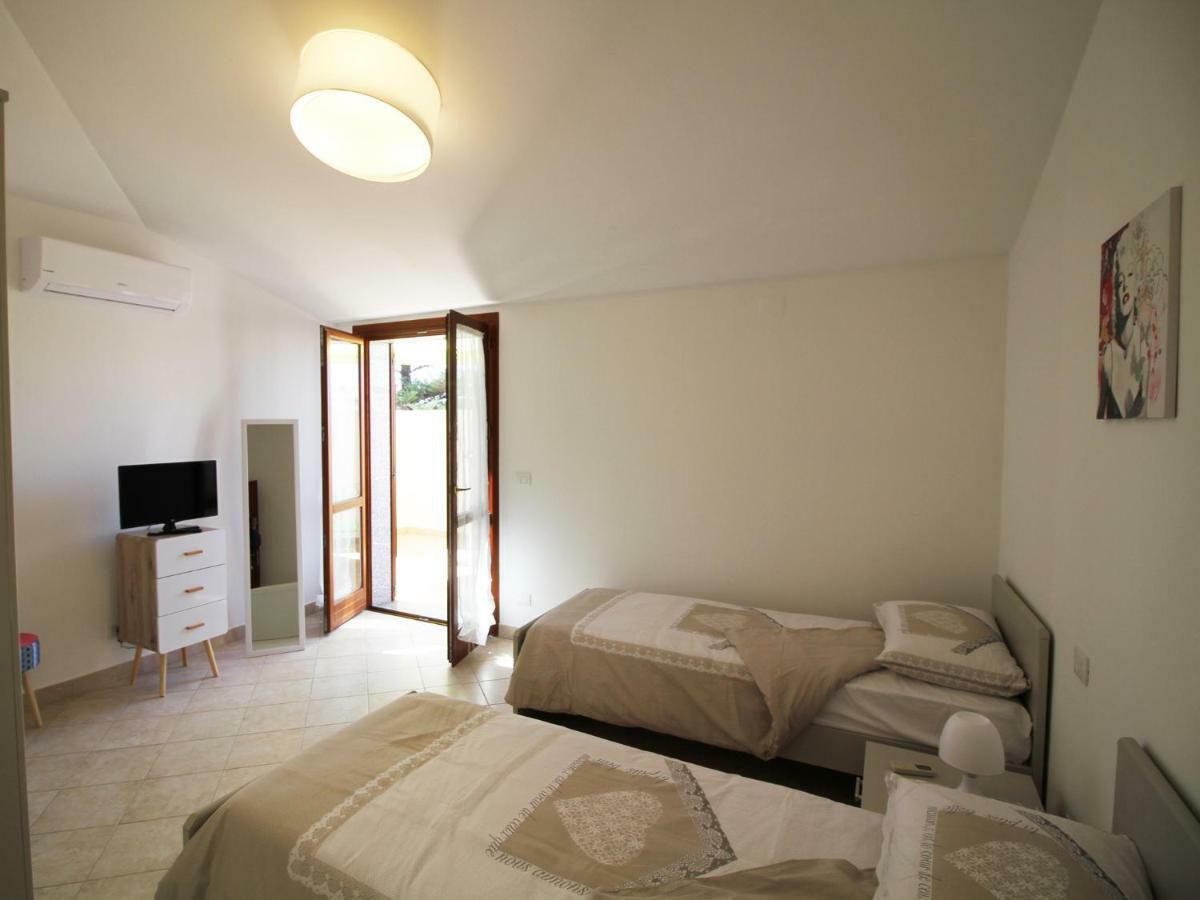 Aqui Bed & Breakfast Alghero Luaran gambar